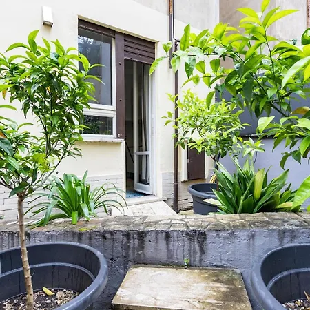 Апартаменты Loquat House By Rentbeat