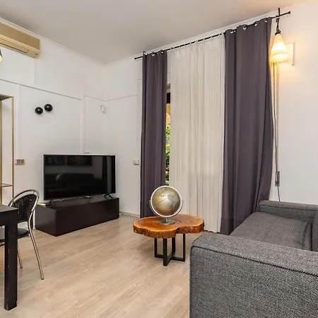 Апартаменты Loquat House By Rentbeat *